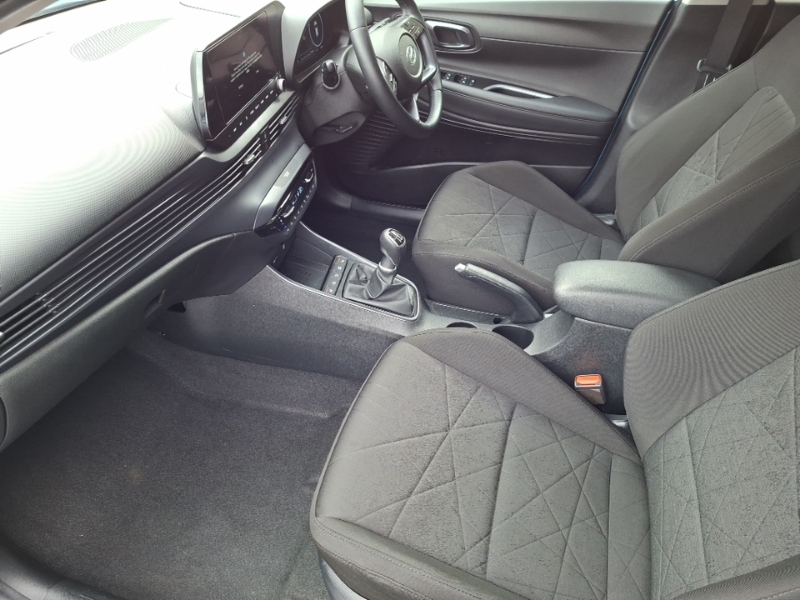 Hyundai Bayon 1.0 Tgdi 120 48V Mhev Premium Green #5