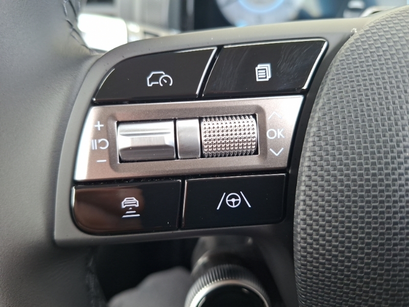 Hyundai Inster Long Range 49Kwh 02 Suv 115 Ps White #13