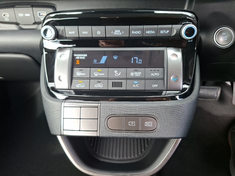 Hyundai Inster Long Range 49Kwh 02 Suv 115 Ps White #17