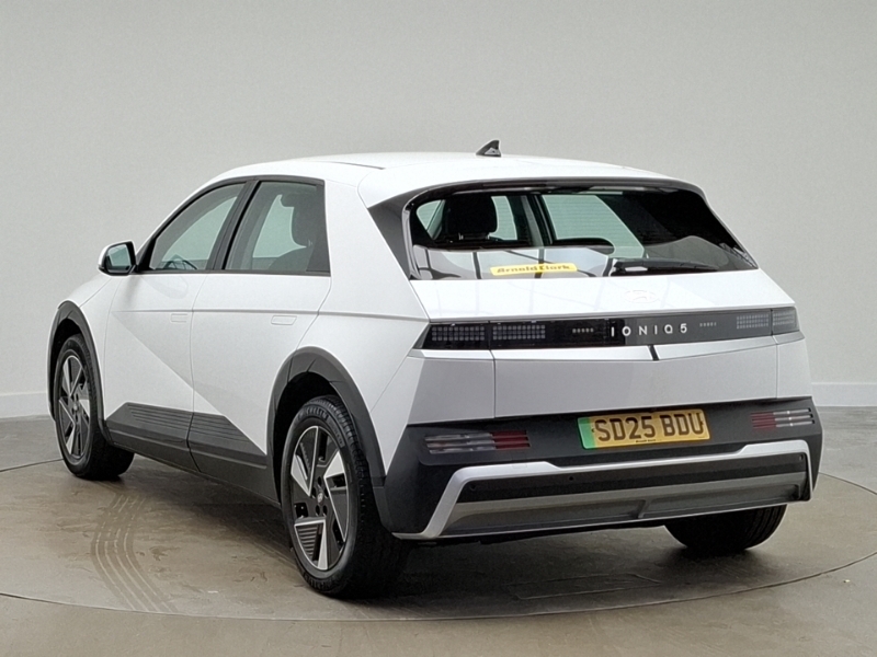 Hyundai Ioniq 5 125Kw Advance 63 Kwh White #2