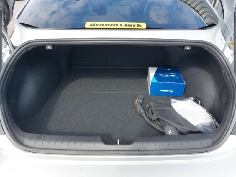 Hyundai Ioniq 6 Premium Gold #18