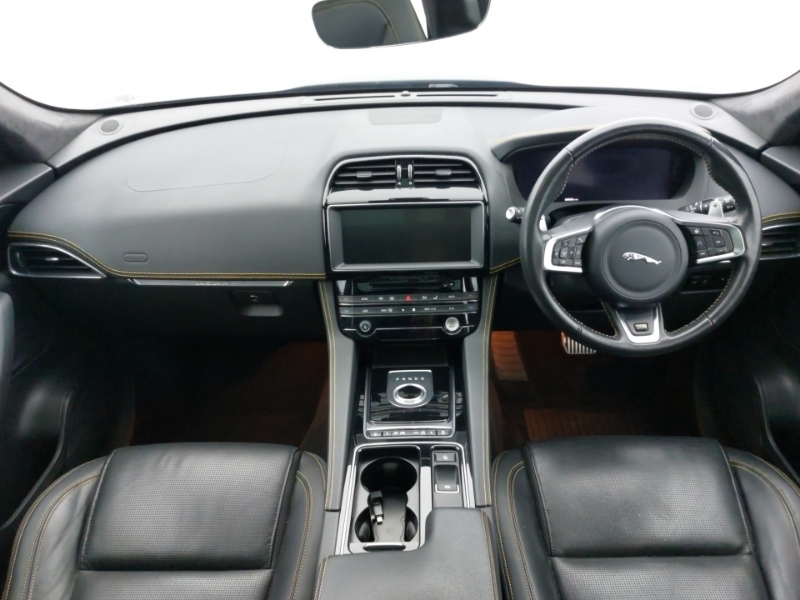 Jaguar F-Pace 2.0 300 300 Sport Awd Black #3