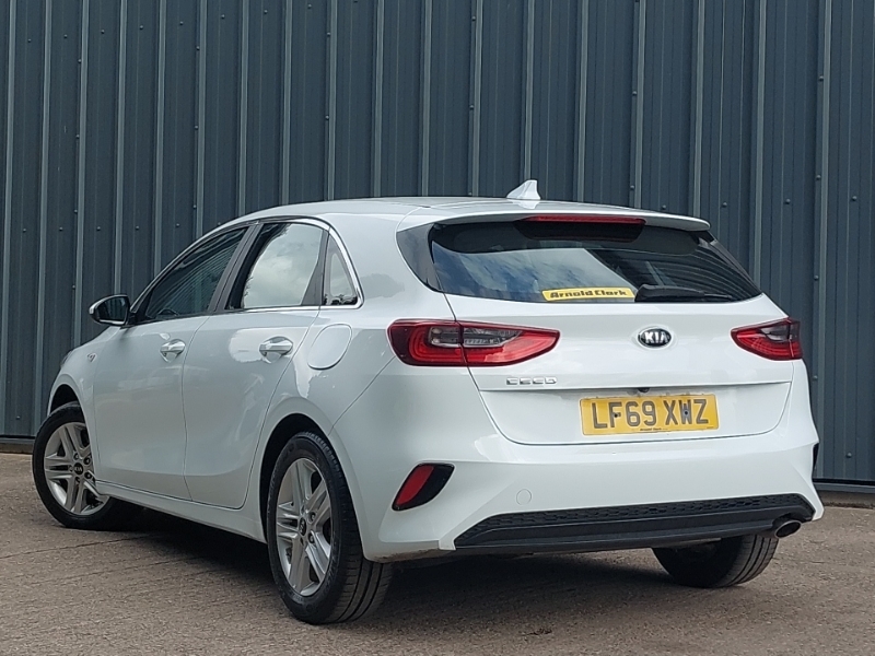 Kia Ceed 1.0T Gdi Isg 2 White #2