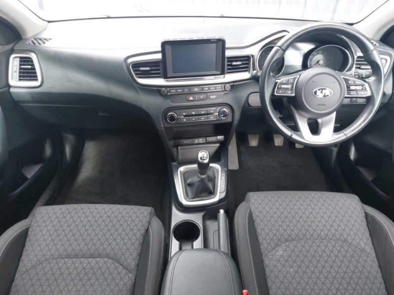 Kia Ceed 1.0T Gdi Isg 2 White #3