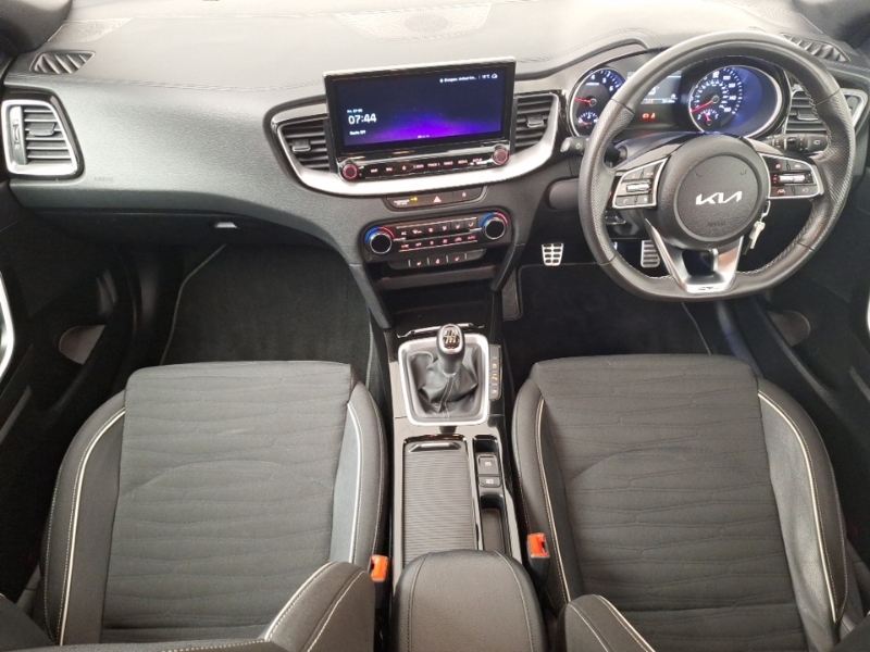 Kia Ceed 1.5T Gdi Isg Gt-line White #3