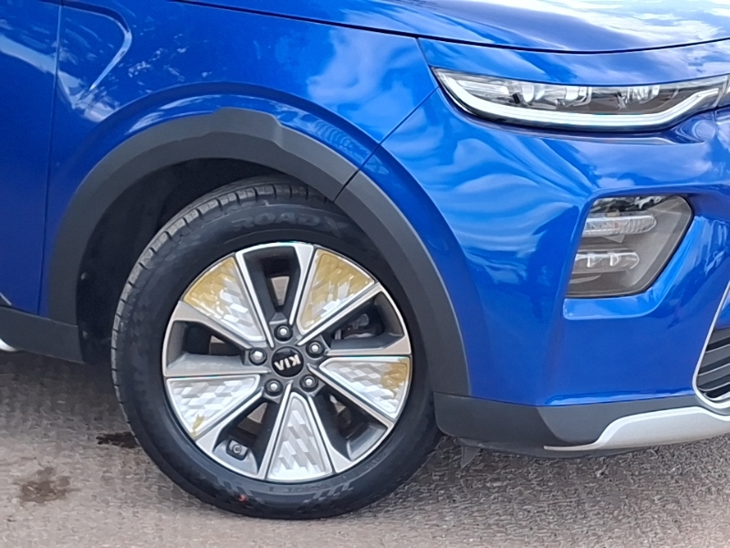 Kia Soul 64Kwh First Edition Suv 201 Bhp White #20