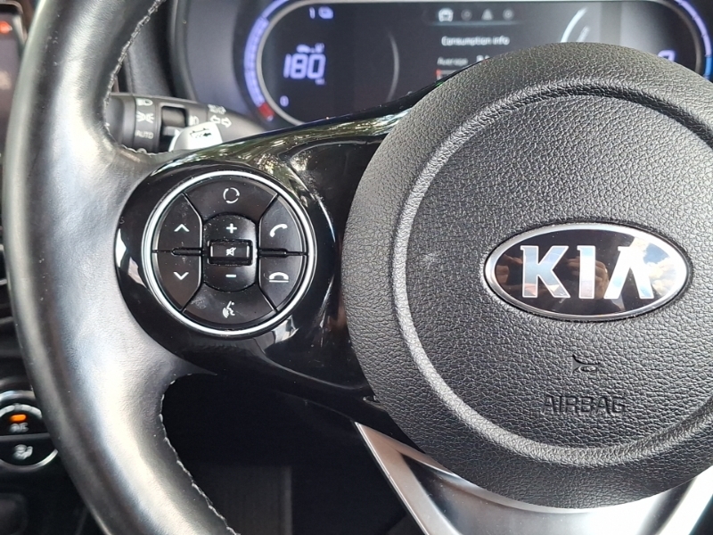 Kia Soul 64Kwh First Edition Suv 201 Bhp White #12