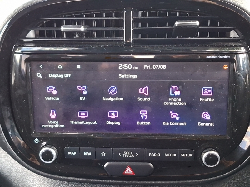 Kia Soul 64Kwh First Edition Suv 201 Bhp White #17