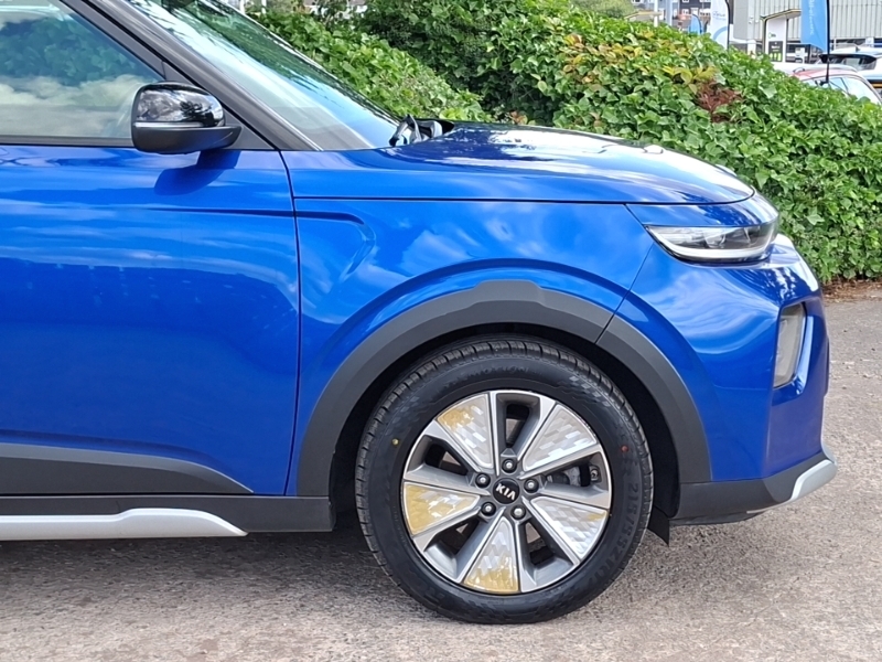 Kia Soul 64Kwh First Edition Suv 201 Bhp White #19