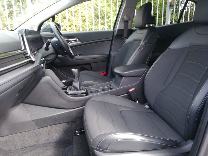 Kia Sportage 1.6T Gdi 207 Hev 3 Black #5