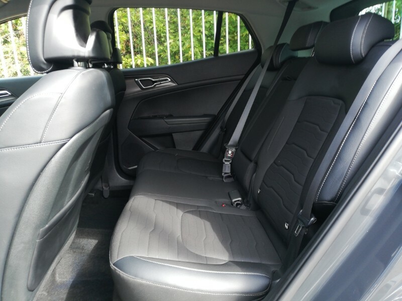 Kia Sportage 1.6T Gdi 207 Hev 3 Black #6