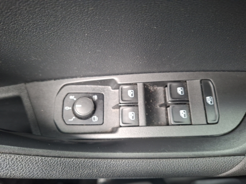 Skoda Karoq Sportline Tsi Dsg Black #15