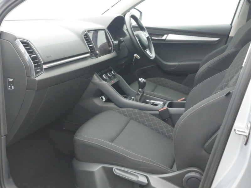 Skoda Karoq 1.6 Tdi Se Silver #5
