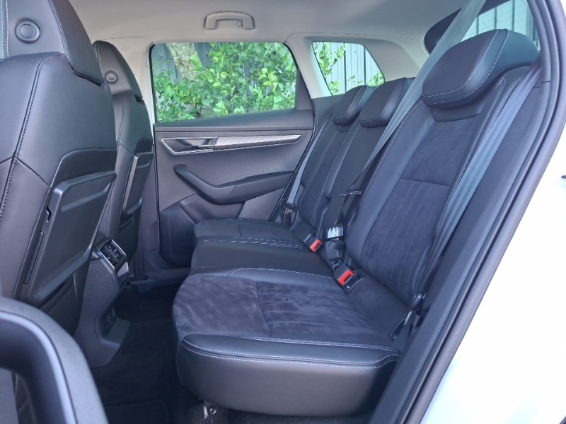 Skoda Karoq 1.5 Tsi Se L Dsg White #6
