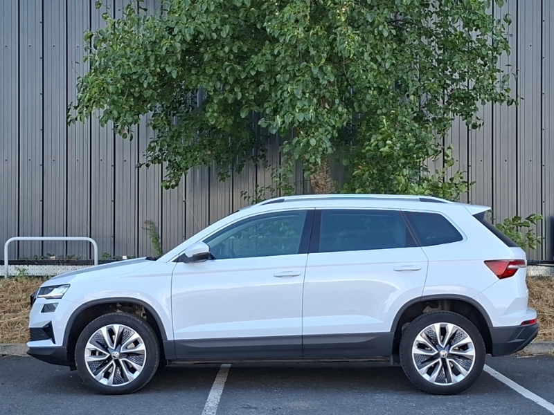 Skoda Karoq 1.5 Tsi Se L Dsg White #4