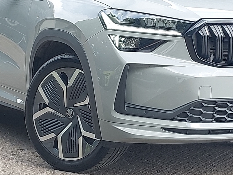 Skoda Kodiaq 1.5 Tsi E-tec Se Dsg 7 Seat White #19
