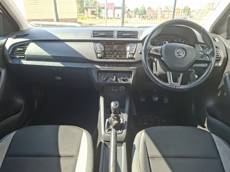 Skoda Fabia 1.2 Tsi 90 Se White #3