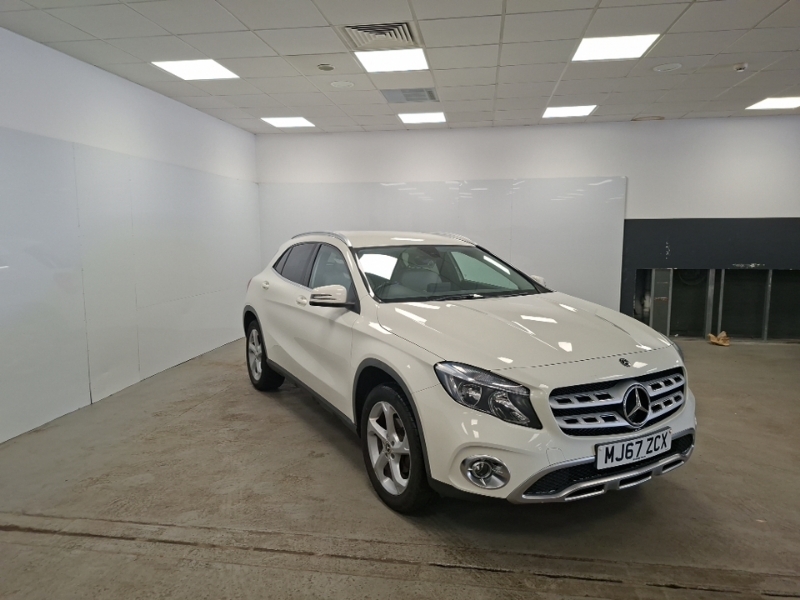 Mercedes-Benz GLA Class Gla 200 Sport White
