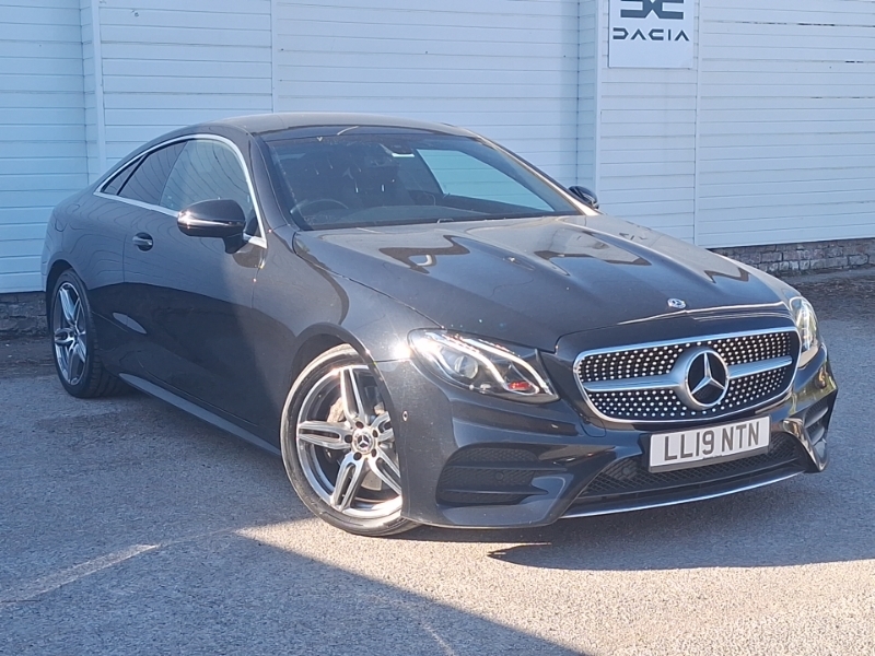 Mercedes-Benz E Class E300 Amg Line 9G-tronic Black