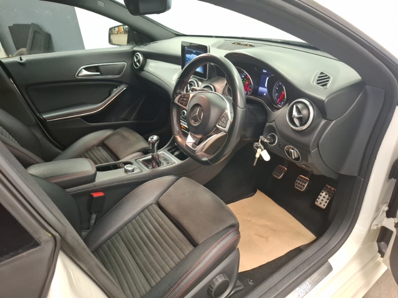 Mercedes-Benz CLA Class Amg Line Coupe 7G-dct Euro 6 Ss  #15