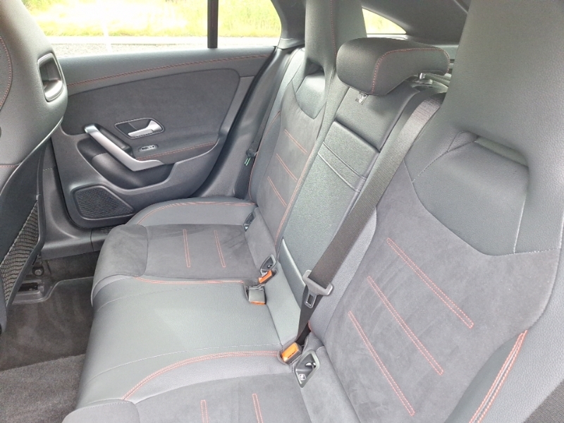 Mercedes-Benz CLA Class Cla 180 Amg Line Executive Tip Black #6