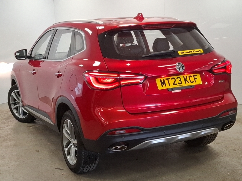 MG HS 1.5 T-gdi Excite Dct Red #2
