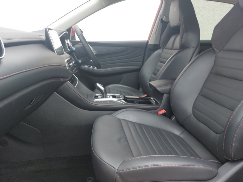 MG HS 1.5 T-gdi Phev Trophy Red #5