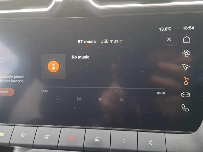 MG ZS 1.5 Hybrid Plus Trophy Suv Hybrid Red #17