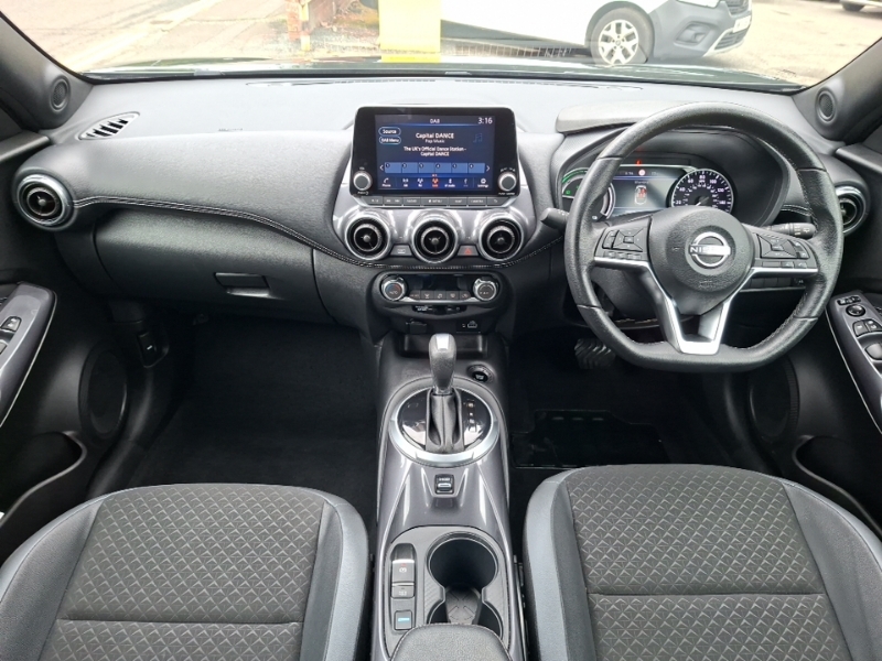 Nissan Juke 1.6 Hybrid N-connecta Black #3