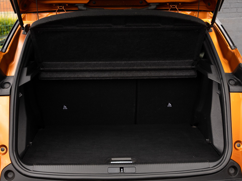 Peugeot 2008 1.2 Puretech Allure Premium Euro 6 Ss  #19