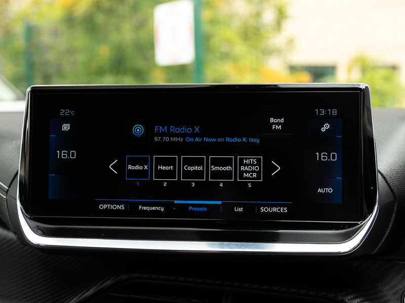 Peugeot 2008 1.2 Puretech Allure Premium Euro 6 Ss  #8