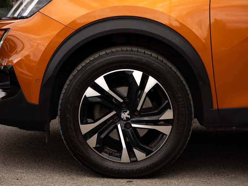 Peugeot 2008 1.2 Puretech Allure Premium Euro 6 Ss  #17