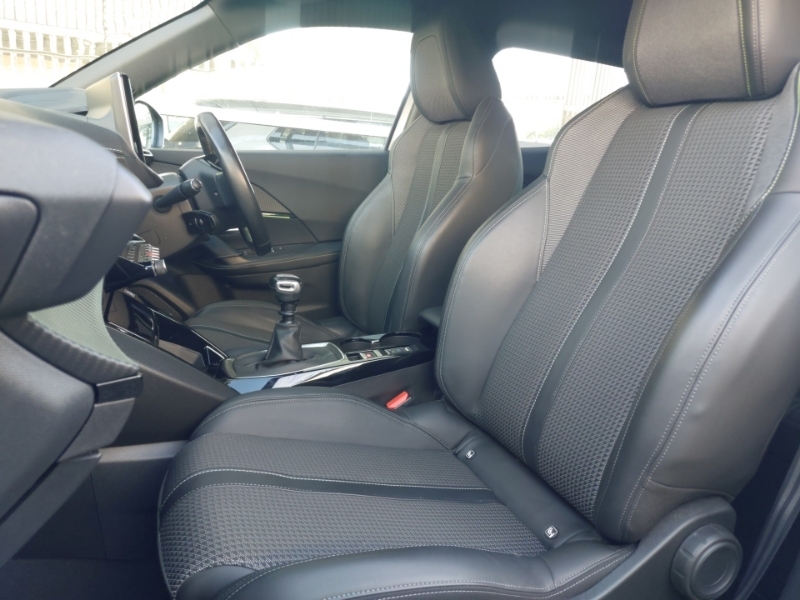 Peugeot 2008 1.5 Bluehdi Gt Line Grey #5
