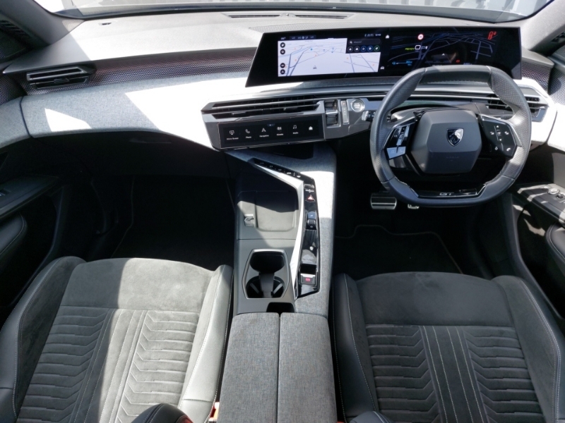 Peugeot 3008 157Kw Gt 73Kwh Grey #3