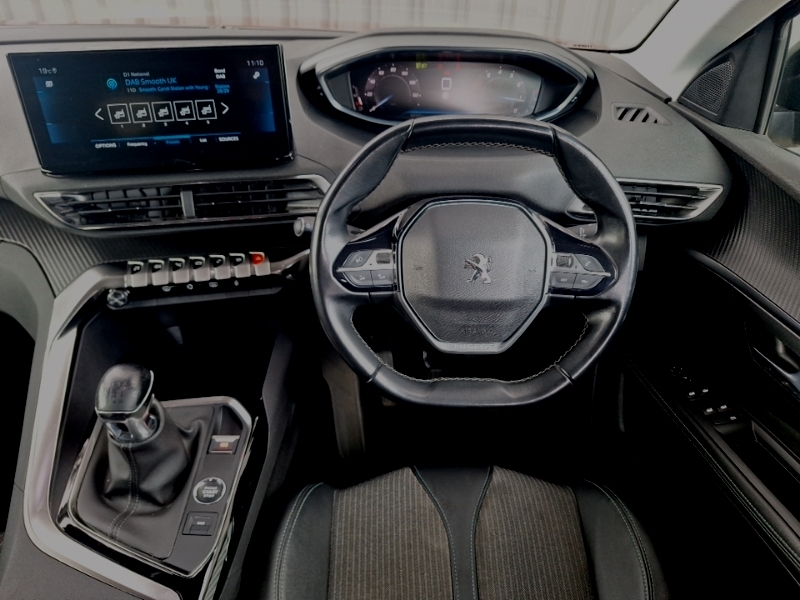 Peugeot 5008 Allure White #8