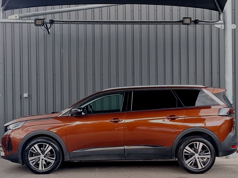 Peugeot 5008 1.2 Puretech Allure Brown #4