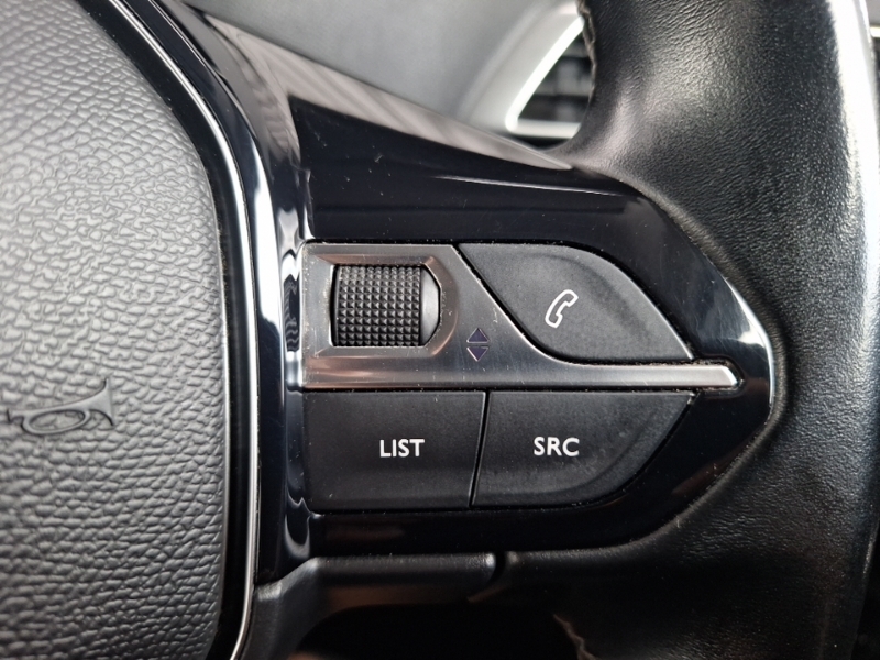 Peugeot 5008 Allure White #13