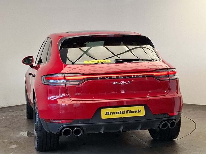 Porsche Macan Turbo Pdk Red #2