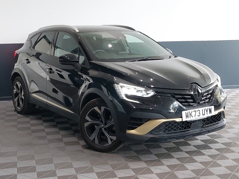 Renault Captur 1.6 E-tech Plug-in Hybrid 160 Engineered Black