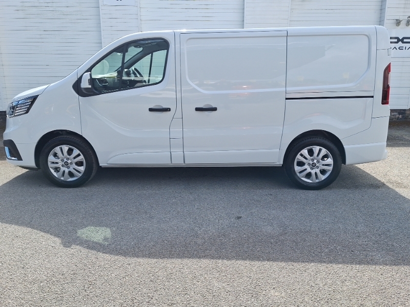 Renault Trafic Sl30 Blue Dci 150 Extra Safety Van White #4