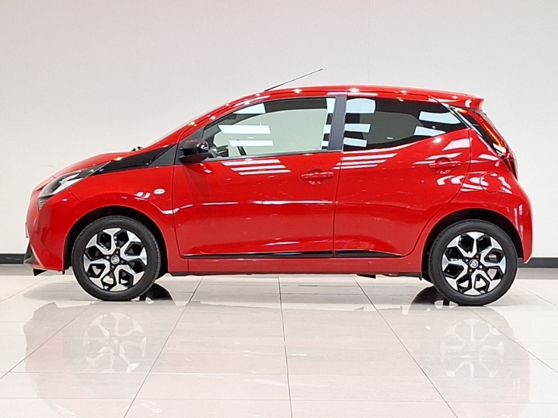Toyota Aygo 1.0 Vvt-i X-trend Tss Red #4