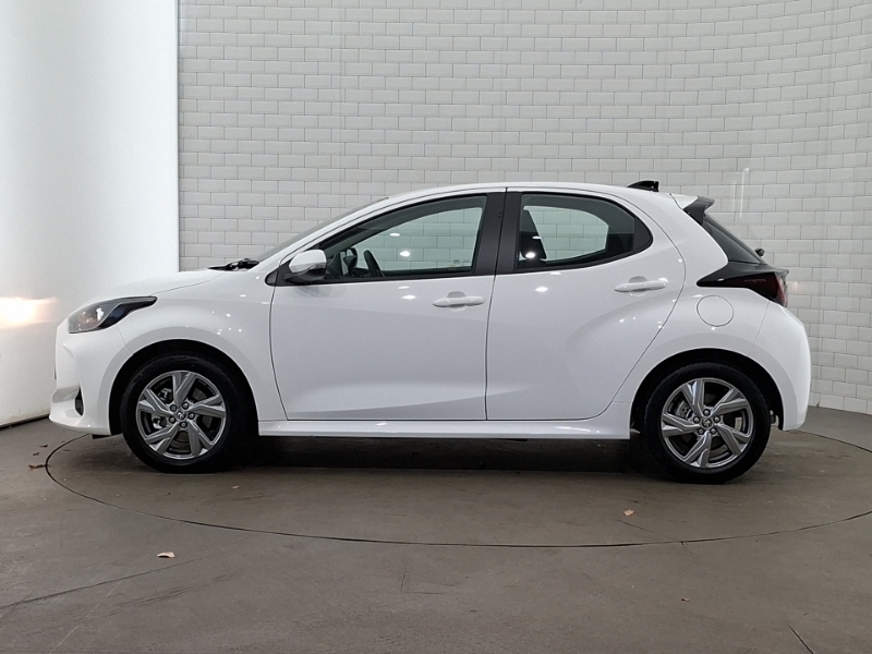 Toyota Yaris 1.5 Hybrid Icon Cvt DX26YMO White #4