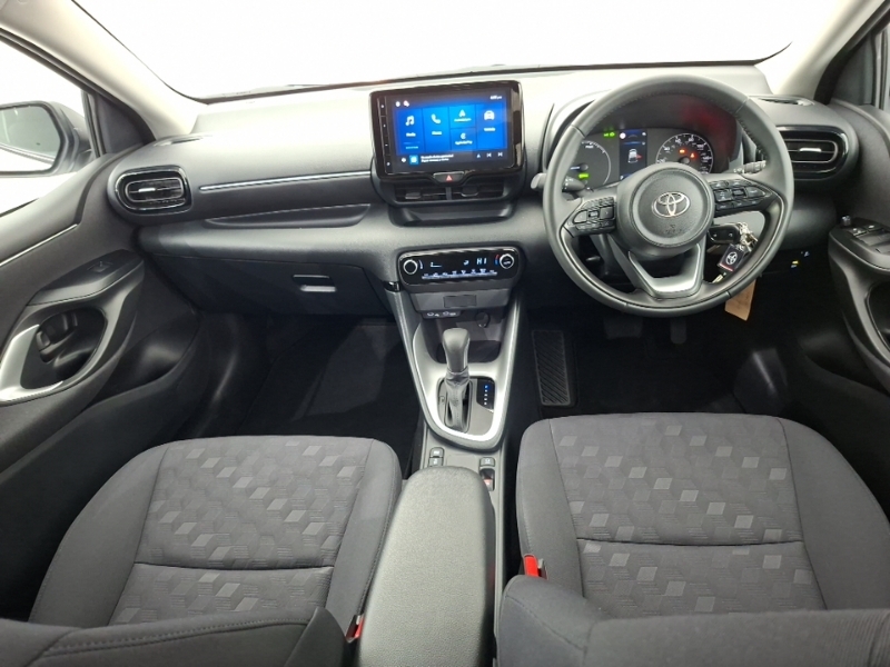 Toyota Yaris 1.5 Hybrid Icon Cvt DX26YMO White #3