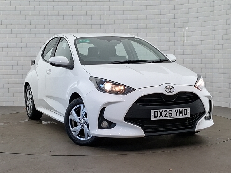 Toyota Yaris 1.5 Hybrid Icon Cvt White