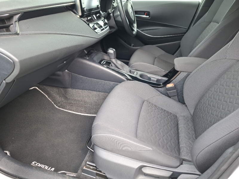 Toyota Corolla 1.8 Vvt-i Hybrid Icon Tech Cvt White #5