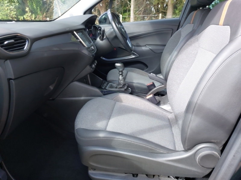 Vauxhall Crossland 1.2 Turbo Elite Black #5