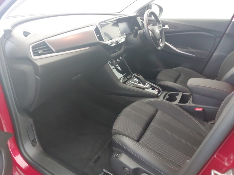 Vauxhall Grandland 1.2 Turbo Elite Red #5