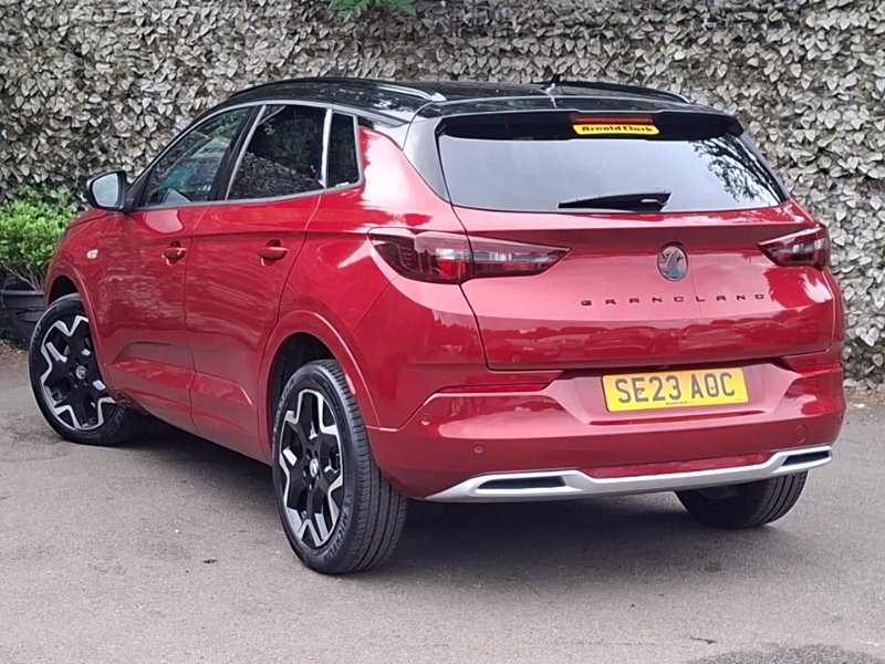 Vauxhall Grandland 1.2 Turbo Ultimate Red #2