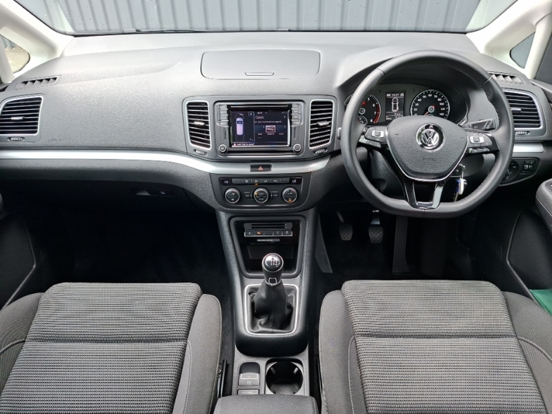 Volkswagen Sharan 1.4 Tsi Se Nav Black #3