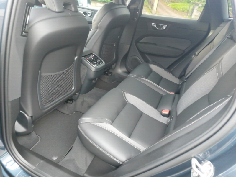 Volvo XC60 2.0 B5p Plus Black Edition Awd Geartronic SL26NVS Blue #6